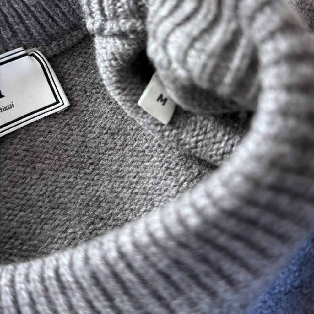 AMI Paris De Coeur Red Heart Intarsia Wool Sweater Grey Oversized Medium Unisex - Picture 7 of 15